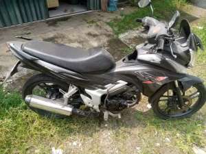 Jual bekas Jual Honda cs one 2008 kondisi sesuai poto,lokasi di Jakarta Timur