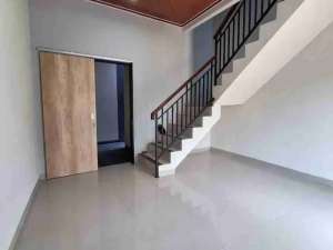 JUAL RUMAH BERGAYA INDUSTRIALIS MURAH TANGERANG SELATAN lokasi di Tangerang Kota, tersedia melalui melalui situs Olx
