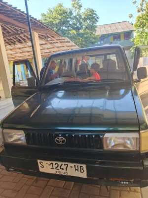 Jual bekas Kijang kotak istimewa,lokasi di Jombang  Kab.