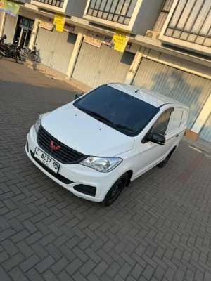Jual bekas Km 2 Rb, Wuling Formo 1.2 BV Manual 2024, Like New,lokasi di Cirebon Kab.