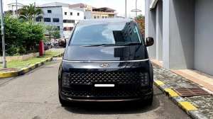 Jual bekas Km 24rb hyundai staria signature 7 seater 2021 hitam,lokasi di Jakarta Utara
