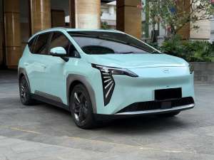 Jual bekas Km 4rb PERAK AION Y PLUS EXCLUSIVE 2025,lokasi di Jakarta Utara