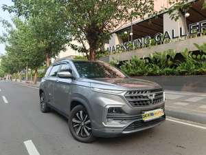 Jual bekas KM50000WULING ALMAZ EXCLUSIVE 7 SEATER 2021 NIK 2020 SUNROOF KM LOW,lokasi di Jakarta Pusat