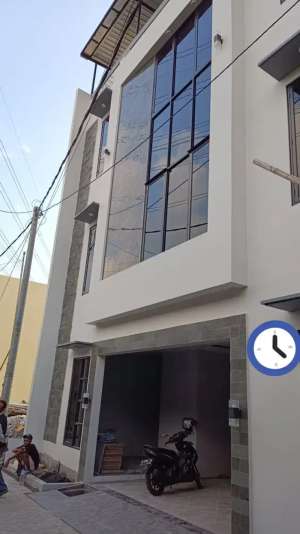 KOST EKLUSIVE KAMPUS UMS SURAKARTA lokasi di Surakarta Kota, tersedia melalui melalui situs Olx