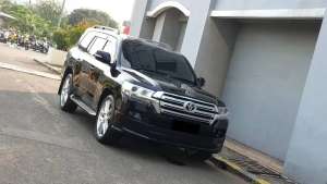 Jual bekas LOW KMToyota Land Cruiser LC VX 4.7 V8 4x4 AT Bensin 20082009,lokasi di Jakarta Utara