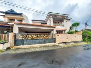 LT 307 m2 Jl. Kapten Haryadi Rumah Mewah Dekat Jl Kaliurang, Jl Palagan, UGM lokasi di Yogyakarta Kota, tersedia melalui melalui situs Olx