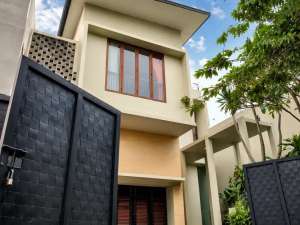 Luxury Residence Kemang Jakarta Selatan dengan Private Pool, Fully FurnishedLokasi Premium lokasi di Jakarta Selatan, tersedia melalui melalui situs Olx