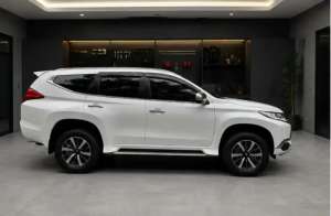 Jual bekas Mitsubishi Pajero sport Dakar 2.4 ultimate AT 2019,lokasi di Jakarta Barat