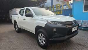 Jual bekas Mitsubishi Triton Double Cabin 2.5 HDX-L 4x4 MT - 2021 - terawat,lokasi di Jakarta Selatan