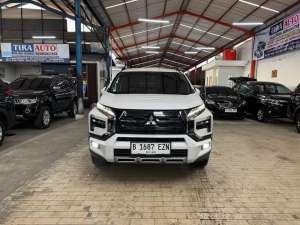 Jual bekas Mitsubishi Xpander X-Pander Cross Premium Package AT MATIC CVT 2023,lokasi di Tangerang Selatan Kota