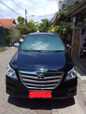 Jual bekas MOBIL INNOVA MATIC E TAHUN 2015,lokasi di Jakarta Barat