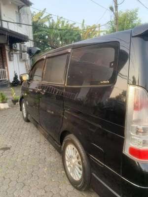 Jual bekas Nissan Serena 2010 hws autech 2010 c24,lokasi di Depok Kota