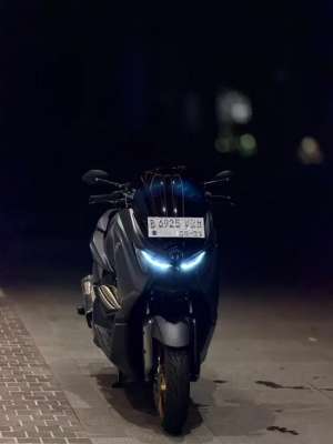 Jual bekas Nmax turbo type tertinggi new,lokasi di Tangerang Selatan Kota