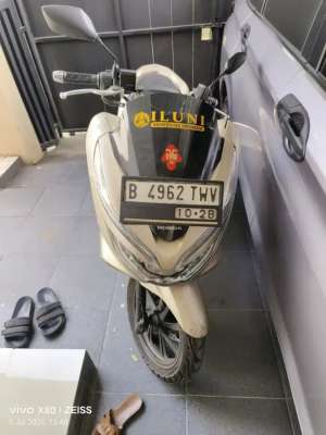 Jual bekas PCX 2018 mantap,lokasi di Bekasi Kota