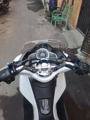 Jual bekas Pcx cbu 2017 153cc,lokasi di Bekasi Kota