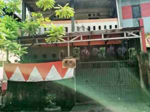 Rumah 2 Lantai SHM Pinggir Jalan Raya Kampung Rambutan Dekat LRTTol lokasi di Jakarta Timur, tersedia melalui melalui situs Olx