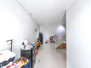 Rumah 3 KT Siap Huni 14 menit ke Pintu Tol Kunciran 8 Bisa KPR J-10696 lokasi di Tangerang Selatan Kota, tersedia melalui melalui situs Olx