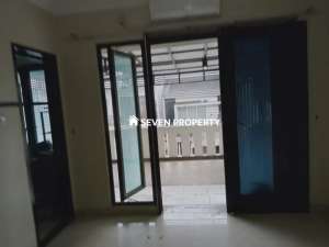 Rumah 3 lantai dan siap huni di Cibubur Residence lokasi di Bekasi Kota, tersedia melalui melalui situs Olx
