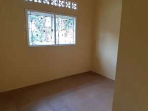 Rumah di Citra Gran Cibubur, Dalam Kompleks, 2 Lantai, Unfurnished, 41 BD lokasi di Bekasi Kota, tersedia melalui melalui situs Olx