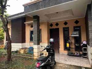 Rumahnyaman di graha raya bintaropondok aren lokasi di Tangerang Kota, tersedia melalui melalui situs Olx