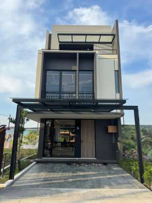 Rumah view Danau di tanjung Bunga Makassar lokasi di Makassar Kota, tersedia melalui melalui situs Olx