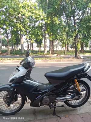Suzuki arashi 125 , tersedia melalui melalui situs Olx
