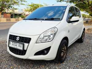Jual bekas Suzuki Splash Matic 2015 Orisinil Sangat Istimewa,lokasi di Banjar Kab.