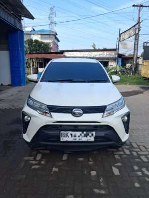 Jual bekas Terios X Manual 2025 Putih odo 5.xxx,lokasi di Medan Kota