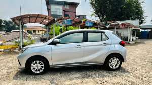 Jual bekas Toyota Agya G AT 2025 Kilometer rendah,lokasi di Jakarta Timur
