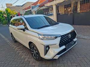 Jual bekas Toyota Avanza Veloz 1.5 Q Bensin MaticAt 2021 Super Istimewa,lokasi di Surabaya Kota