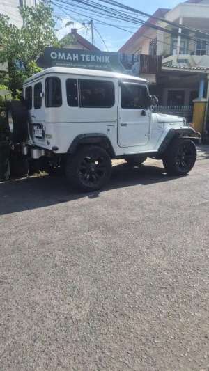 Jual bekas Toyota Hardtop 1983 Diesel,lokasi di Surabaya Kota