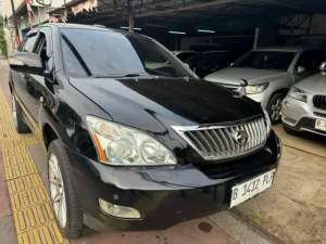 Jual bekas Toyota harrier 2.4 G th 2011AT Siap pakai Pajak on,lokasi di Jakarta Selatan