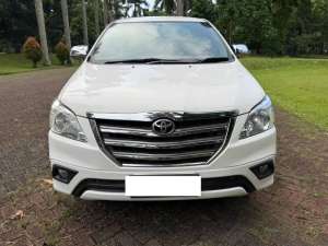 Jual bekas Toyota Kijang Innova 2.0 G 2014 Putih,lokasi di Tangerang Selatan Kota