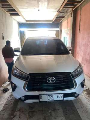 Jual bekas Toyota Kijang Innova 2015 Bensin,lokasi di Bandung Kab.
