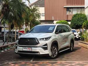 Jual bekas Toyota Kijang Innova 2022 Hybrid,lokasi di Jakarta Utara