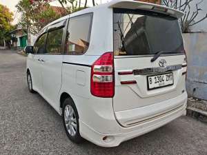 Jual bekas Toyota Nav1 2016 Bensin,lokasi di Tangerang Selatan Kota