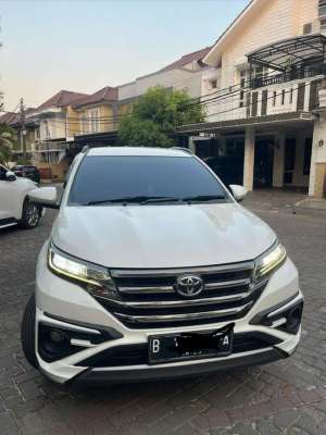 Jual bekas Toyota Rush 2021 Bensin,lokasi di Bekasi Kota