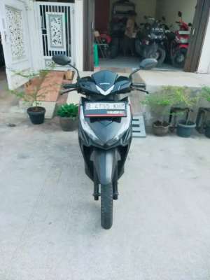 Jual bekas VARIO 125 2018 HITAM ORIGINAL MULUS,lokasi di Bekasi Kota