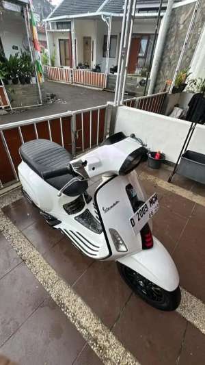 Jual bekas VESPA SPRINT 150 ABS,lokasi di Bandung Kota