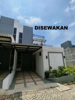 Villa 3lantai Private Pool Disewakan Murah lokasi di Batu Kota, tersedia melalui melalui situs Olx