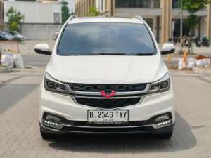 Jual bekas WULING CORTEZ 1.5 Turbo Lux AT 2020 Putih,lokasi di Jakarta Selatan