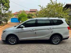 Jual bekas Wuling Cortez 2019 Bensin,lokasi di Tangerang Selatan Kota