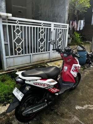 Jual bekas X-Ride 2015 KEADAAN BAIK,lokasi di Kendal Kab.