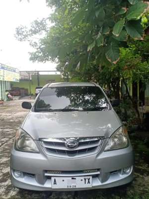 Jual bekas Xenia 1.0 Mi 2006,lokasi di Surakarta Kota