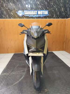 Jual bekas XMAX CONNECTED TH 2023 CASH ATAU KREDIT DAN SPAYLATER BISA,lokasi di Depok Kota