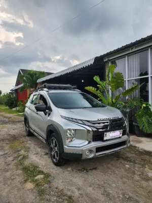 Jual bekas Xpander cross manual kilometer rendah,lokasi di Sragen Kab.
