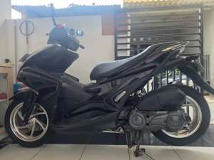 Jual bekas Yamaha aerox modif tipis,lokasi di Jakarta Timur