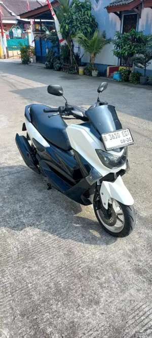 Jual bekas Yamaha NMAX 2015,lokasi di Depok Kota