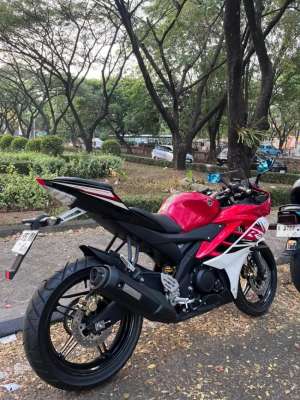 Jual bekas Yamaha R15 2014 Kilometer Antik,lokasi di Jakarta Selatan