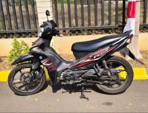 Jual bekas Yamaha Vega Force 2017, Body Mulus, Surat Lengkap.,lokasi di Jakarta Timur